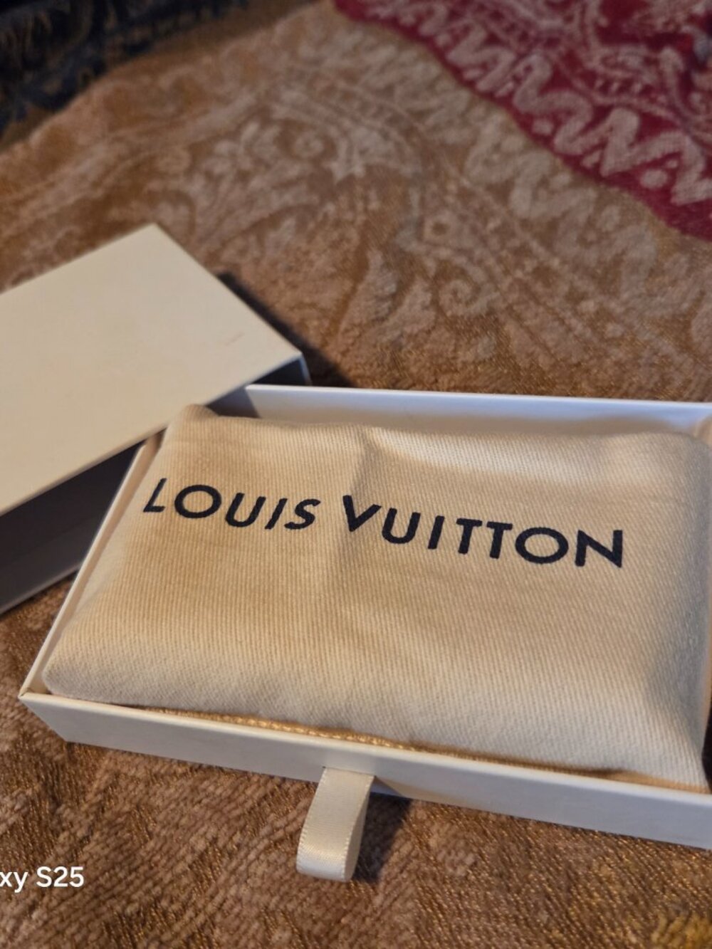 Louis Vuitton 6 Key Holder, monogram canvas